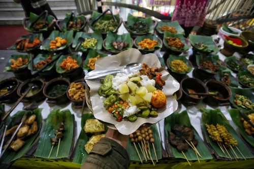Masak Sekali untuk Banyak Porsi: Solusi Praktis Keluarga Besar cover